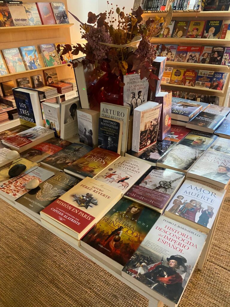 Librería Cascaborra.Historia en viñetas